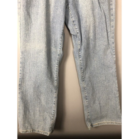 Vtg Womens Levi's 550 Sz. 16 Relax Fit High Rise Light Wash Boot Cut Jeans - Picture 6 of 16